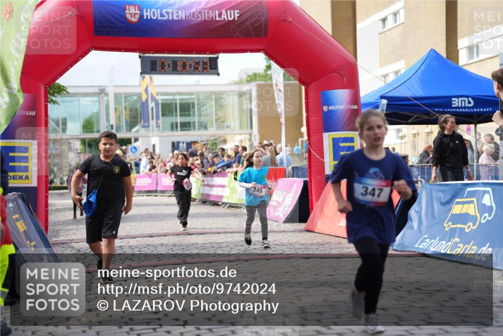12.06.2026 - Holstenköstenlauf LAZAROV Photography http://msf.ph/oto/9742024 12.06.2026 16:10:55 Laufen 938, 346, 347, 346, 938, 1550 meine-sportfotos.de