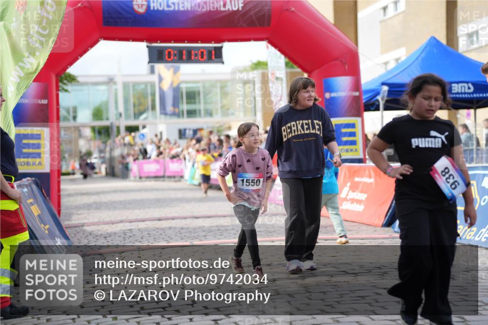 12.06.2026 - Holstenköstenlauf LAZAROV Photography http://msf.ph/oto/9742034 12.06.2026 16:11:03 Laufen 10, 18, 0, 1550, 938, 434 meine-sportfotos.de