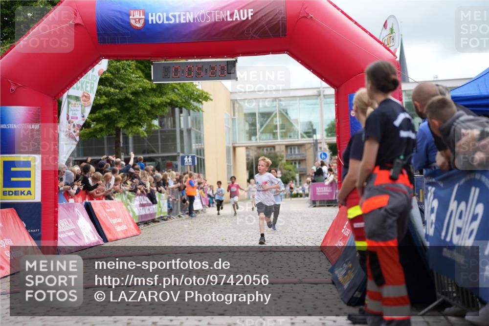 12.06.2026 - Holstenköstenlauf LAZAROV Photography http://msf.ph/oto/9742056 12.06.2026 16:20:17 Laufen 119, 596, 1024, 1099, 1198 meine-sportfotos.de