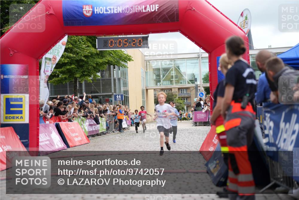 12.06.2026 - Holstenköstenlauf LAZAROV Photography http://msf.ph/oto/9742057 12.06.2026 16:20:18 Laufen 10, 05, 20, 1198, 1099, 117, 596, 1024, 1099, 1198 meine-sportfotos.de