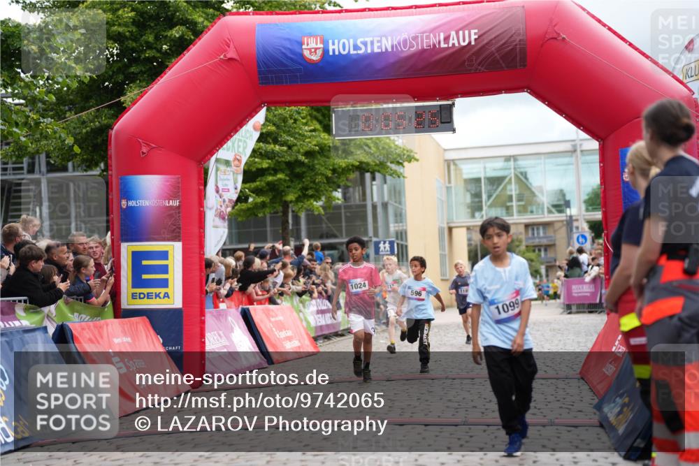 12.06.2026 - Holstenköstenlauf LAZAROV Photography http://msf.ph/oto/9742065 12.06.2026 16:20:23 Laufen 1024, 11, 596, 118, 1099, 117, 596, 1024, 1099, 1189 meine-sportfotos.de