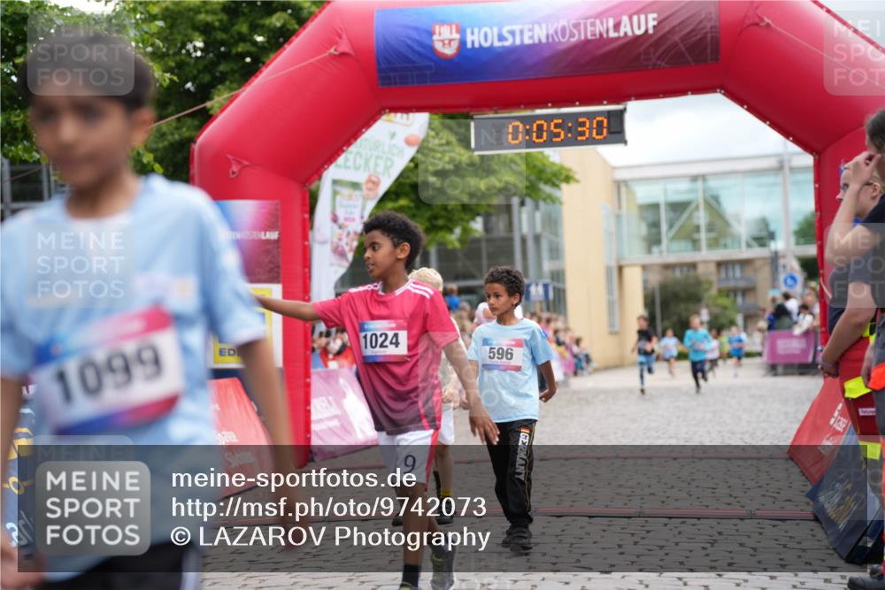 12.06.2026 - Holstenköstenlauf LAZAROV Photography http://msf.ph/oto/9742073 12.06.2026 16:20:28 Laufen 1099, 0, 05, 30, 1024, 596, 9, 73, 117, 130, 208, 1189 meine-sportfotos.de