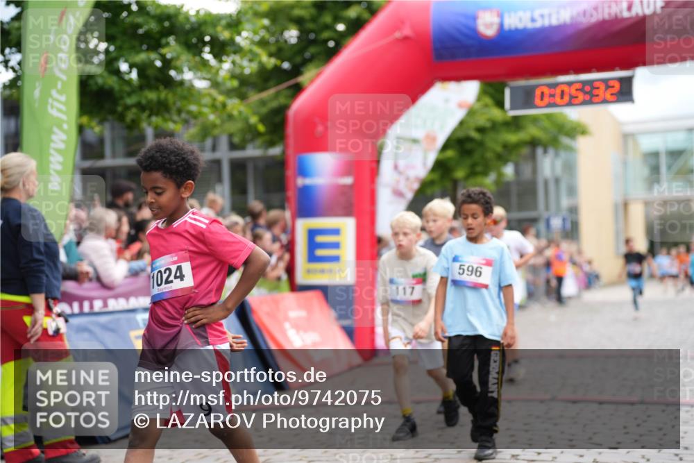 12.06.2026 - Holstenköstenlauf LAZAROV Photography http://msf.ph/oto/9742075 12.06.2026 16:20:29 Laufen 1024, 117, 596, 9, 0, 05, 32, 73, 130, 208, 379, 1189 meine-sportfotos.de