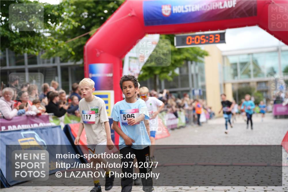 12.06.2026 - Holstenköstenlauf LAZAROV Photography http://msf.ph/oto/9742077 12.06.2026 16:20:30 Laufen 117, 117, 596, 0, 05, 33, 73, 130, 208, 379, 592, 1027 meine-sportfotos.de