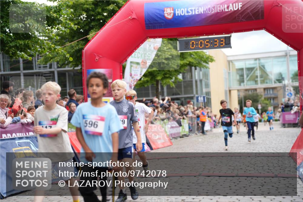 12.06.2026 - Holstenköstenlauf LAZAROV Photography http://msf.ph/oto/9742078 12.06.2026 16:20:31 Laufen 596, 9, 0, 05, 33, 208, 73, 130, 208, 379, 592, 1027, 1452 meine-sportfotos.de