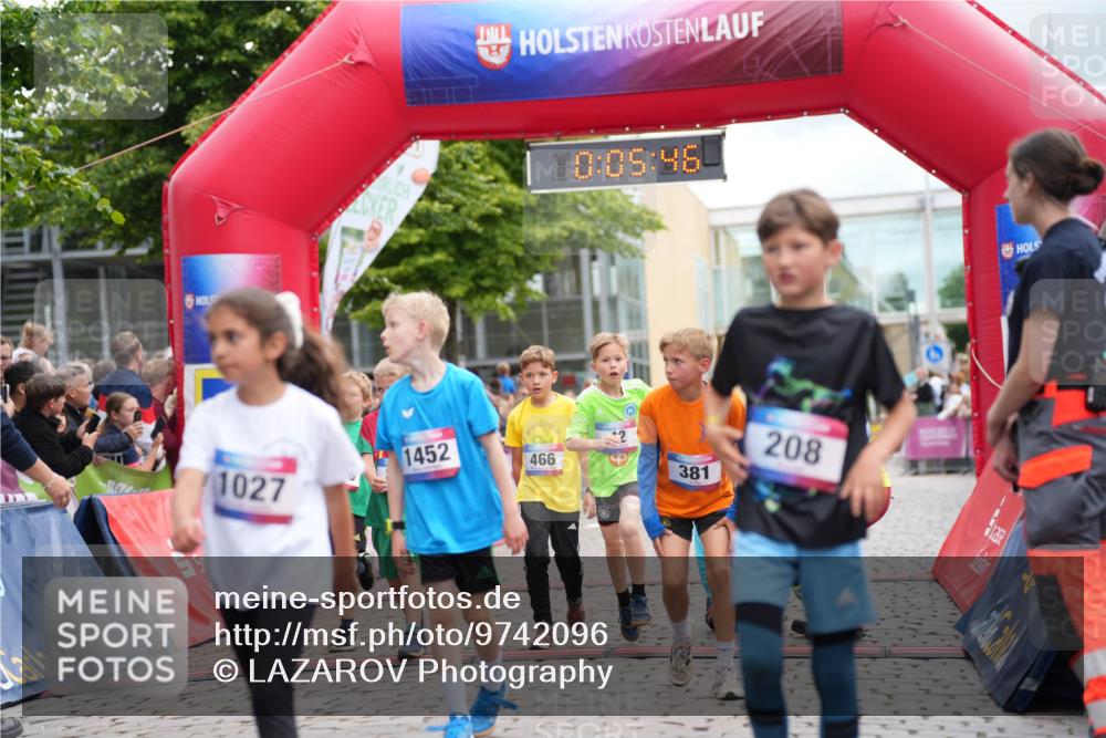 12.06.2026 - Holstenköstenlauf LAZAROV Photography http://msf.ph/oto/9742096 12.06.2026 16:20:44 Laufen 1027, 0, 05, 46, 12, 1452, 466, 381, 208, 42, 94, 211, 466, 477, 1556 meine-sportfotos.de