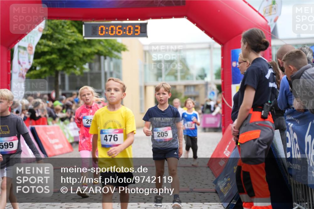 12.06.2026 - Holstenköstenlauf LAZAROV Photography http://msf.ph/oto/9742119 12.06.2026 16:21:01 Laufen 599, 0, 06, 03, 29, 29, 832, 476, 205, 205, 214, 294, 298, 315, 387, 458, 832, 1210, 1484 meine-sportfotos.de