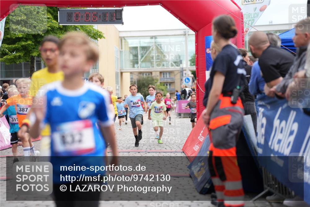 12.06.2026 - Holstenköstenlauf LAZAROV Photography http://msf.ph/oto/9742130 12.06.2026 16:21:09 Laufen 315, 387, 132, 604, 600, 1187, 213, 6, 76, 168, 171, 213, 294, 315, 387, 462, 486, 588, 600, 604, 608, 1187 meine-sportfotos.de