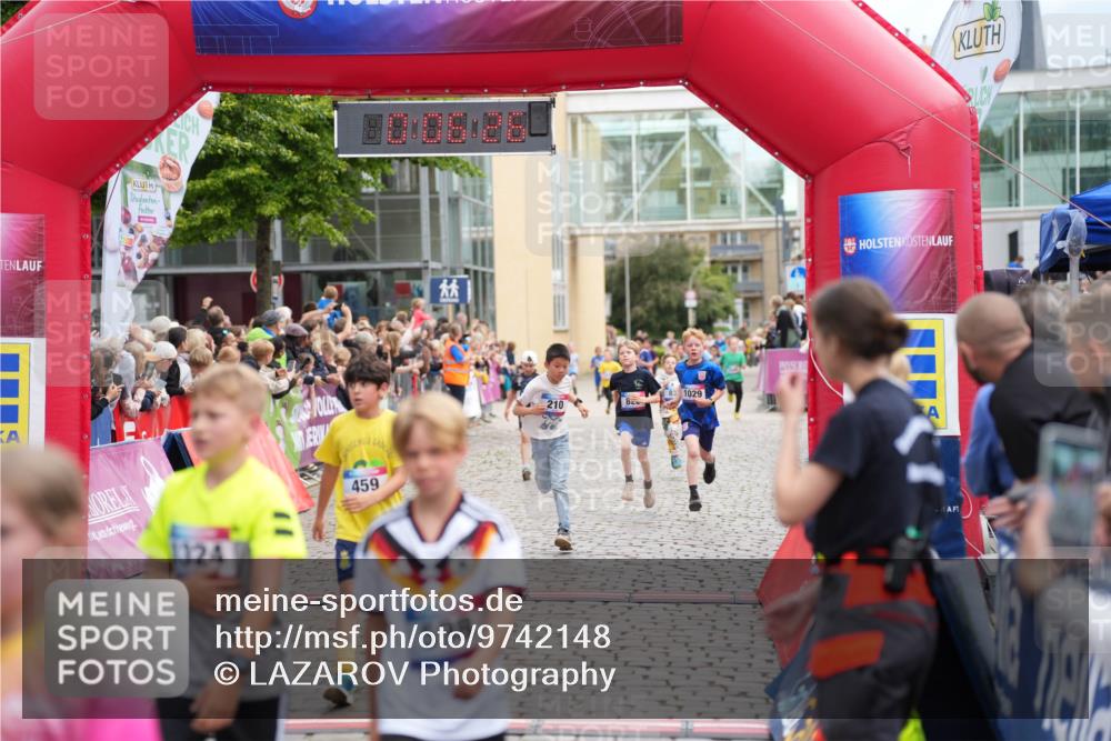 12.06.2026 - Holstenköstenlauf LAZAROV Photography http://msf.ph/oto/9742148 12.06.2026 16:21:23 Laufen 1324, 459, 598, 210, 82, 83, 1029, 210, 459, 606, 825, 837, 1029, 1314, 1545 meine-sportfotos.de