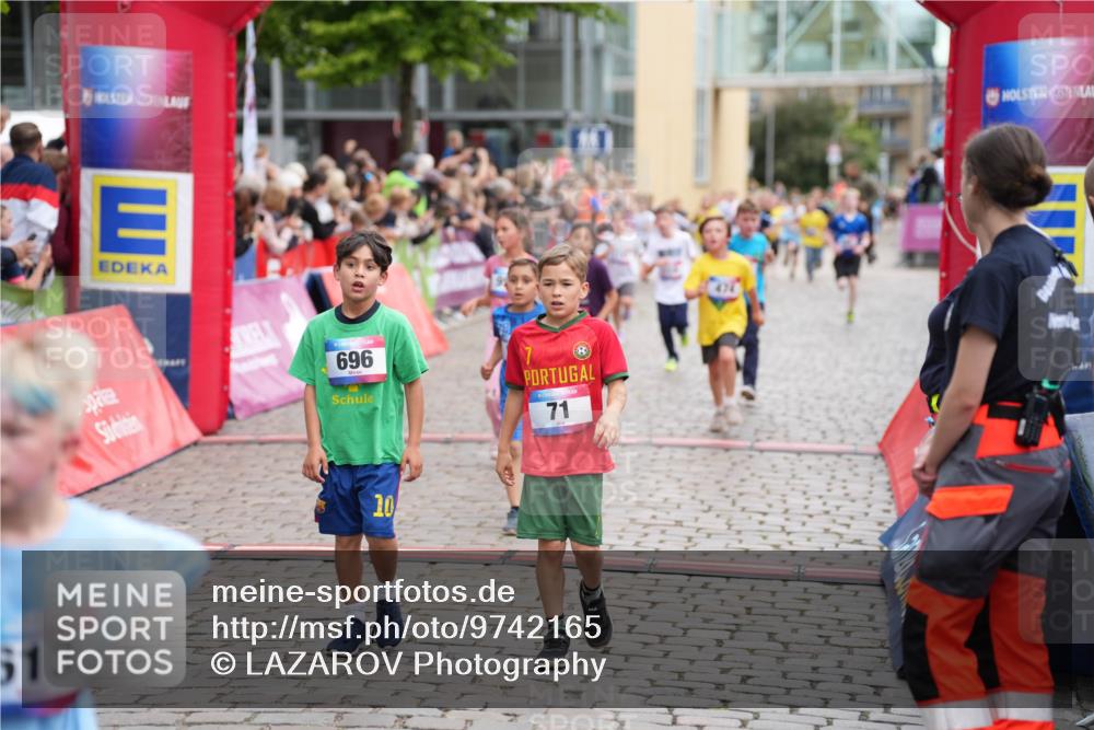 12.06.2026 - Holstenköstenlauf LAZAROV Photography http://msf.ph/oto/9742165 12.06.2026 16:21:38 Laufen 613, 696, 71, 10, 71, 114, 292, 304, 474, 865, 947, 953, 954, 1190, 1197, 1214, 1330 meine-sportfotos.de