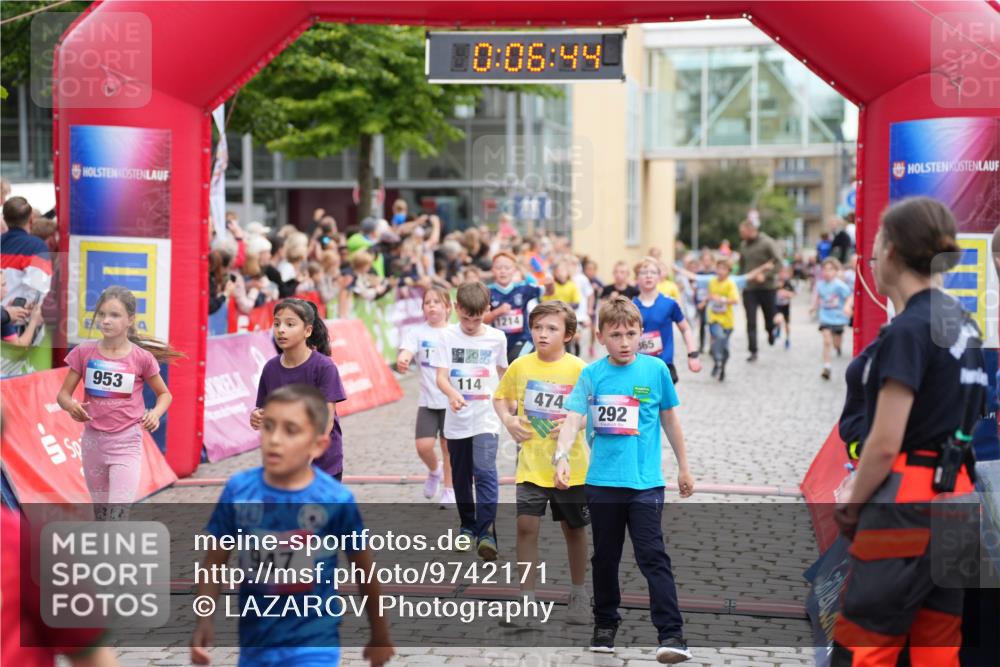 12.06.2026 - Holstenköstenlauf LAZAROV Photography http://msf.ph/oto/9742171 12.06.2026 16:21:42 Laufen 953, 114, 20, 947, 0, 06, 44, 1214, 474, 292, 65, 86, 114, 292, 304, 316, 382, 468, 473, 480, 597, 605, 612, 829, 857, 865, 866, 868, 954, 1002, 1184, 1190, 1197, 1214, 1328, 1330, 1436, 1475 meine-sportfotos.de
