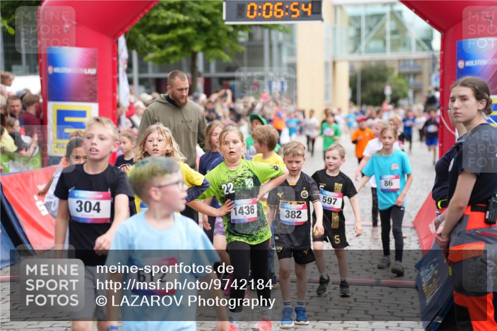 12.06.2026 - Holstenköstenlauf LAZAROV Photography http://msf.ph/oto/9742184 12.06.2026 16:21:52 Laufen 304, 612, 0, 06, 54, 22, 1436, 382, 597, 5, 86, 86, 165, 206, 209, 289, 307, 688, 702, 850, 857, 866, 1023, 1102, 1111, 1199, 1313, 1320, 1413, 1525, 1540, 1560 meine-sportfotos.de