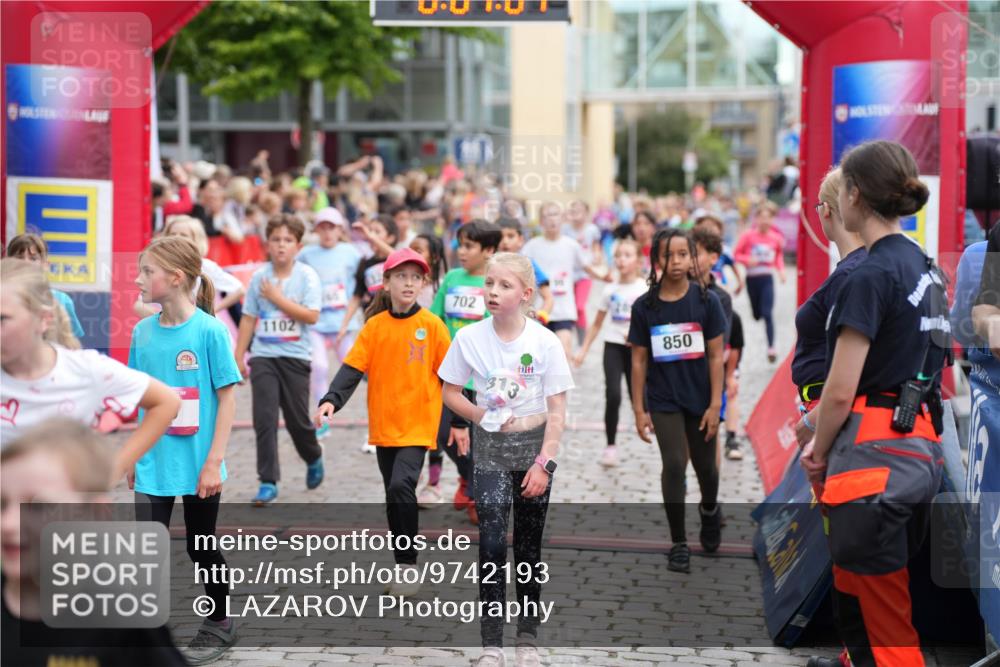 12.06.2026 - Holstenköstenlauf LAZAROV Photography http://msf.ph/oto/9742193 12.06.2026 16:21:59 Laufen 1102, 702, 13, 850, 5, 51, 131, 165, 209, 289, 295, 296, 301, 307, 467, 479, 610, 689, 694, 706, 850, 851, 856, 861, 1102, 1111, 1199, 1318, 1320, 1525, 1560 meine-sportfotos.de