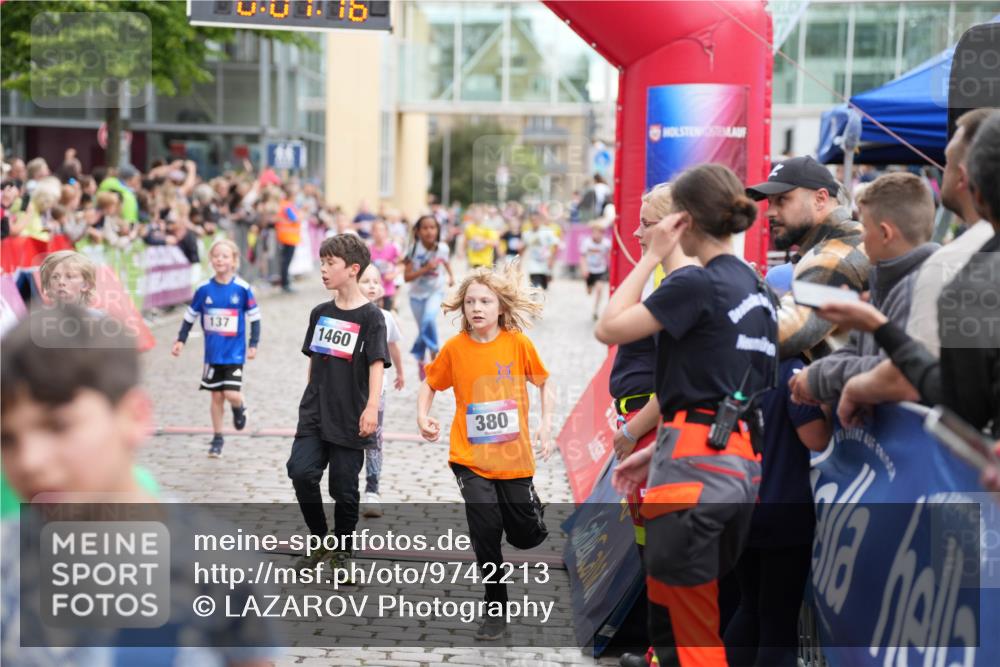 12.06.2026 - Holstenköstenlauf LAZAROV Photography http://msf.ph/oto/9742213 12.06.2026 16:22:13 Laufen 137, 1460, 380, 28, 137, 380, 461, 833, 1022, 1032, 1183, 1192, 1193, 1211, 1315, 1460 meine-sportfotos.de