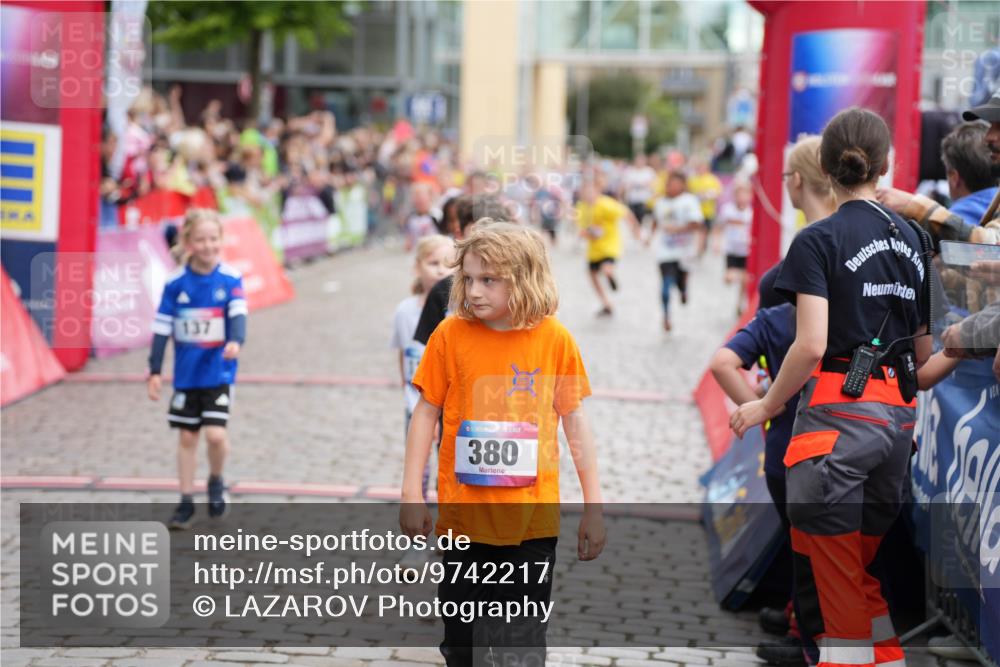 12.06.2026 - Holstenköstenlauf LAZAROV Photography http://msf.ph/oto/9742217 12.06.2026 16:22:15 Laufen 137, 36, 380, 28, 97, 137, 380, 461, 485, 833, 838, 1022, 1032, 1183, 1192, 1193, 1211, 1315 meine-sportfotos.de