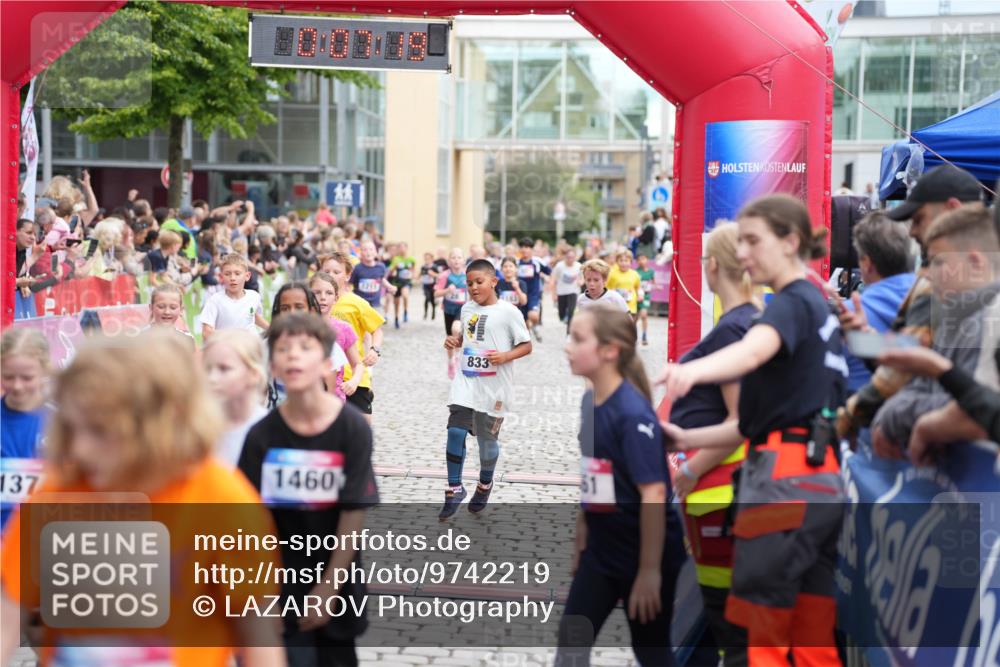 12.06.2026 - Holstenköstenlauf LAZAROV Photography http://msf.ph/oto/9742219 12.06.2026 16:22:17 Laufen 833, 137, 1460, 28, 97, 212, 386, 461, 478, 485, 772, 833, 838, 839, 860, 962, 1022, 1032, 1033, 1183, 1192, 1200, 1211, 1395, 1435 meine-sportfotos.de