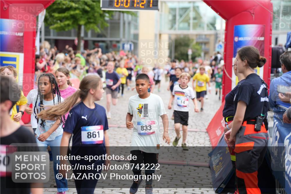 12.06.2026 - Holstenköstenlauf LAZAROV Photography http://msf.ph/oto/9742222 12.06.2026 16:22:19 Laufen 50, 861, 833, 14, 28, 97, 145, 212, 386, 461, 478, 482, 485, 684, 772, 831, 833, 838, 839, 860, 864, 962, 1032, 1033, 1183, 1192, 1200, 1211, 1395, 1435 meine-sportfotos.de