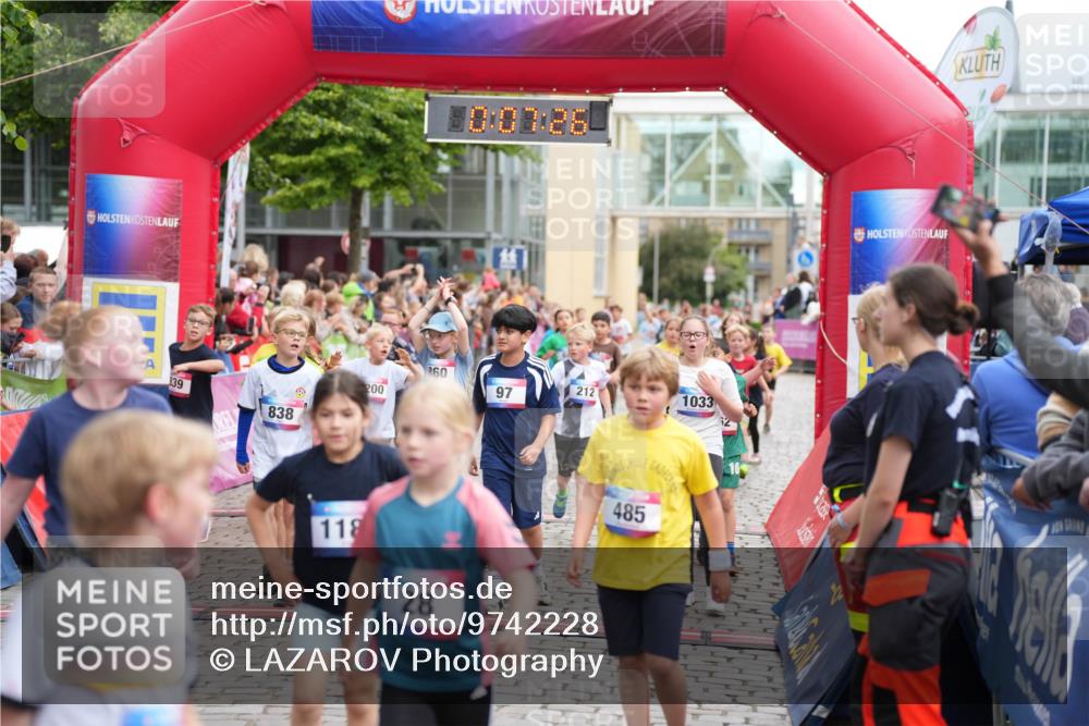 12.06.2026 - Holstenköstenlauf LAZAROV Photography http://msf.ph/oto/9742228 12.06.2026 16:22:24 Laufen 39, 838, 10, 07, 28, 860, 200, 97, 212, 1033, 118, 28, 12, 485, 97, 145, 169, 212, 302, 383, 386, 464, 478, 482, 485, 684, 772, 831, 836, 838, 839, 842, 849, 860, 864, 962, 1033, 1200, 1395, 1435 meine-sportfotos.de