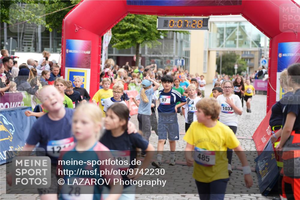 12.06.2026 - Holstenköstenlauf LAZAROV Photography http://msf.ph/oto/9742230 12.06.2026 16:22:25 Laufen 97, 10, 07, 28, 212, 1033, 12, 183, 485, 28, 97, 145, 169, 212, 302, 383, 386, 464, 478, 482, 684, 772, 831, 836, 838, 839, 842, 849, 860, 864, 962, 1033, 1118, 1200, 1395, 1435, 1543 meine-sportfotos.de
