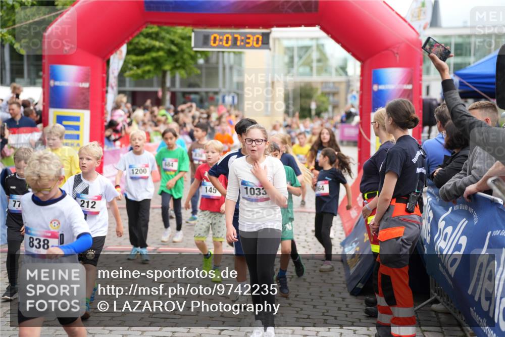 12.06.2026 - Holstenköstenlauf LAZAROV Photography http://msf.ph/oto/9742235 12.06.2026 16:22:28 Laufen 77, 212, 838, 684, 1200, 0, 07, 30, 141, 145, 1033, 864, 145, 169, 302, 303, 383, 464, 482, 584, 684, 831, 836, 842, 848, 849, 859, 864, 951, 1025, 1118, 1543 meine-sportfotos.de
