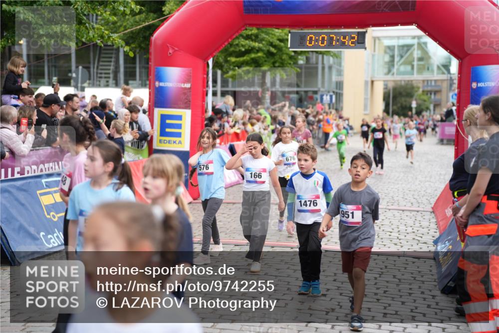 12.06.2026 - Holstenköstenlauf LAZAROV Photography http://msf.ph/oto/9742255 12.06.2026 16:22:40 Laufen 0, 576, 676, 166, 0, 07, 42, 1476, 951, 35, 170, 576, 581, 676, 687, 828, 847, 862, 870, 1206 meine-sportfotos.de