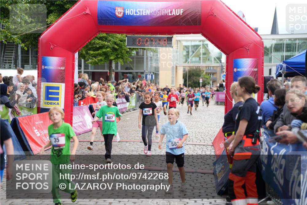 12.06.2026 - Holstenköstenlauf LAZAROV Photography http://msf.ph/oto/9742268 12.06.2026 16:22:46 Laufen 35, 67, 687, 10, 00, 48, 870, 1473, 58, 35, 110, 170, 284, 285, 286, 581, 687, 826, 862, 870, 1100, 1206, 1473 meine-sportfotos.de
