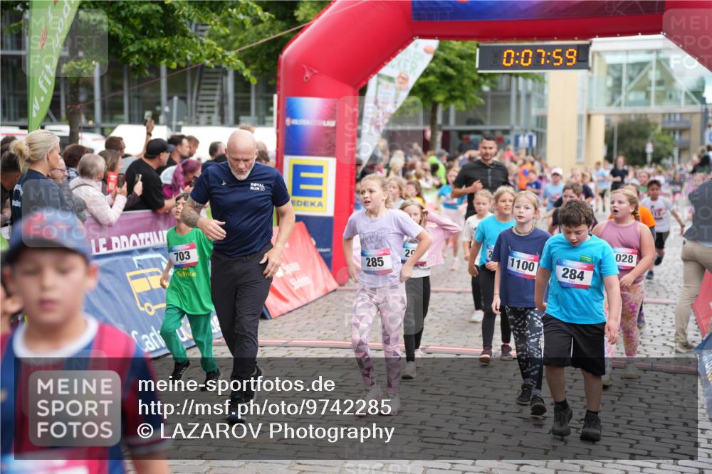 12.06.2026 - Holstenköstenlauf LAZAROV Photography http://msf.ph/oto/9742285 12.06.2026 16:22:57 Laufen 703, 20, 285, 20, 0, 07, 59, 1100, 028, 284, 61, 288, 297, 305, 385, 481, 589, 693, 695, 703, 844, 845, 1026, 1028, 1113, 1185, 1186, 1220, 1329 meine-sportfotos.de