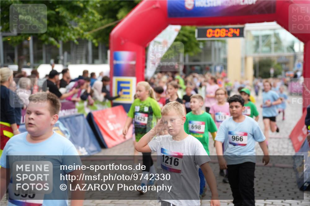 12.06.2026 - Holstenköstenlauf LAZAROV Photography http://msf.ph/oto/9742330 12.06.2026 16:23:22 Laufen 595, 0, 08, 24, 131, 1429, 698, 1216, 966, 67, 98, 119, 138, 164, 207, 465, 582, 586, 590, 593, 602, 685, 686, 841, 1201, 1209, 1425, 1502 meine-sportfotos.de