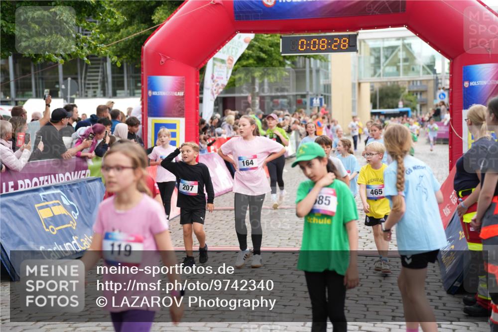 12.06.2026 - Holstenköstenlauf LAZAROV Photography http://msf.ph/oto/9742340 12.06.2026 16:23:26 Laufen 119, 207, 164, 0, 08, 28, 85, 465, 67, 582, 586, 593, 602, 686, 1103, 1104, 1110, 1201, 1203, 1208, 1219, 1425, 1502 meine-sportfotos.de