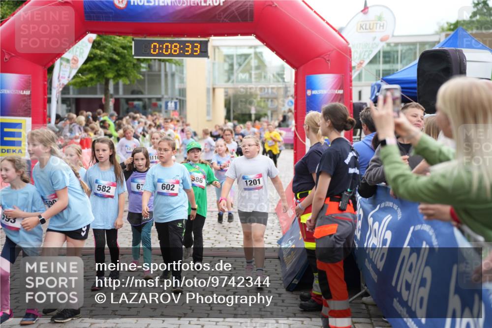 12.06.2026 - Holstenköstenlauf LAZAROV Photography http://msf.ph/oto/9742344 12.06.2026 16:23:31 Laufen 553, 582, 0, 08, 33, 1110, 586, 67, 602, 1201, 67, 314, 471, 483, 586, 601, 686, 1031, 1103, 1104, 1110, 1203, 1207, 1208, 1218, 1219, 1325, 1485, 1486, 1509 meine-sportfotos.de