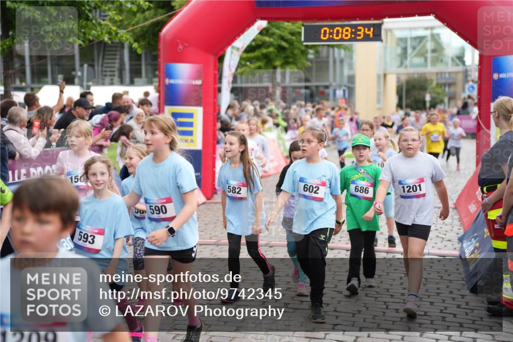 12.06.2026 - Holstenköstenlauf LAZAROV Photography http://msf.ph/oto/9742345 12.06.2026 16:23:32 Laufen 1209, 150, 593, 590, 0, 08, 34, 10, 686, 602, 582, 1201, 314, 471, 483, 484, 601, 686, 863, 1031, 1103, 1104, 1110, 1203, 1207, 1208, 1218, 1219, 1325, 1485, 1486, 1509 meine-sportfotos.de