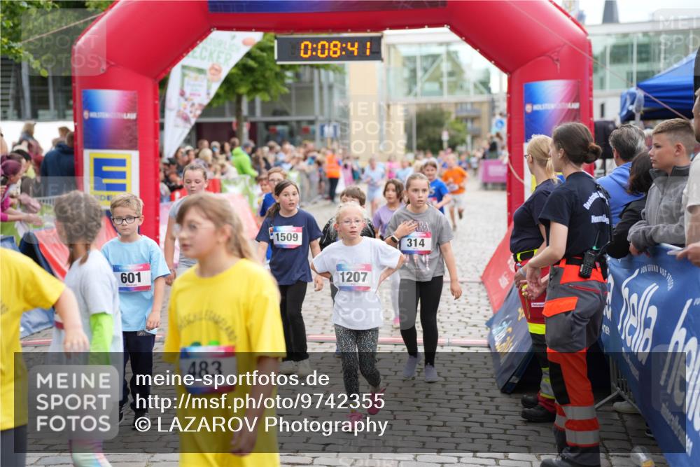 12.06.2026 - Holstenköstenlauf LAZAROV Photography http://msf.ph/oto/9742355 12.06.2026 16:23:39 Laufen 0, 08, 41, 601, 483, 1509, 1207, 314, 308, 384, 484, 585, 587, 863, 1107, 1120, 1325, 1485, 1486, 1491 meine-sportfotos.de