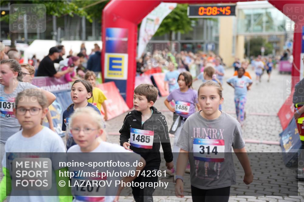 12.06.2026 - Holstenköstenlauf LAZAROV Photography http://msf.ph/oto/9742361 12.06.2026 16:23:43 Laufen 1031, 1208, 1207, 1486, 0, 08, 45, 1485, 314, 308, 384, 585, 587, 846, 858, 1107, 1120, 1195, 1202, 1326, 1491 meine-sportfotos.de
