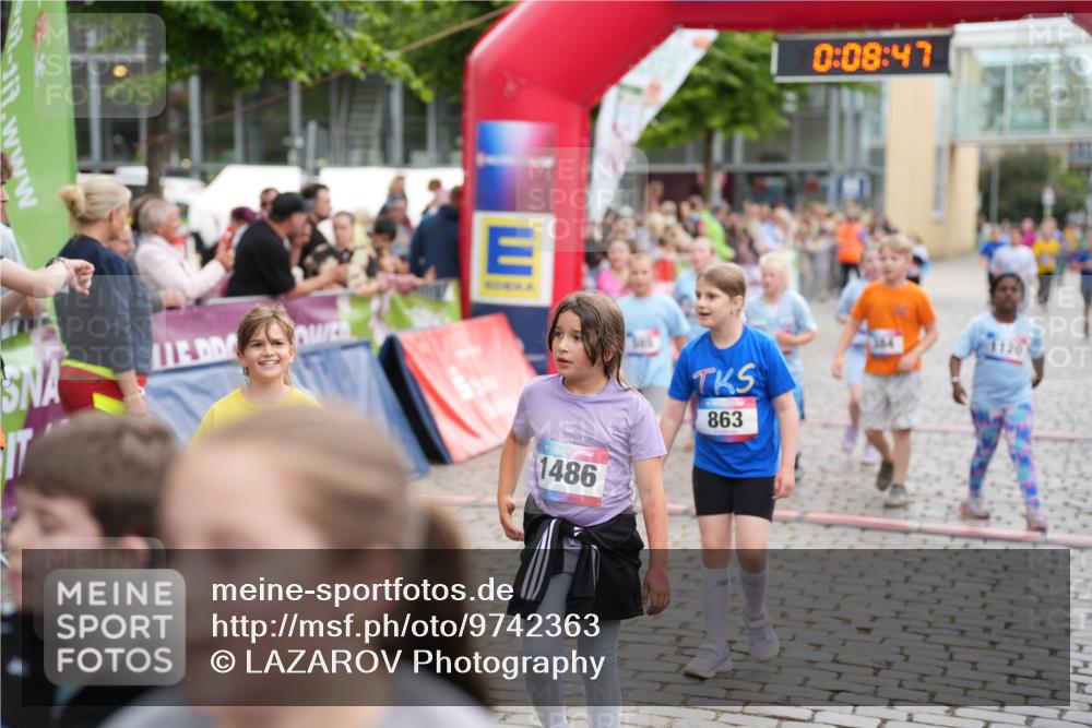 12.06.2026 - Holstenköstenlauf LAZAROV Photography http://msf.ph/oto/9742363 12.06.2026 16:23:44 Laufen 1486, 0, 08, 47, 345, 863, 1126, 308, 384, 585, 587, 846, 858, 1107, 1120, 1195, 1202, 1326, 1378, 1491 meine-sportfotos.de