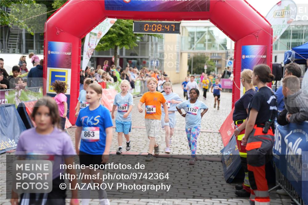 12.06.2026 - Holstenköstenlauf LAZAROV Photography http://msf.ph/oto/9742364 12.06.2026 16:23:45 Laufen 585, 1486, 863, 1107, 00, 08, 47, 384, 1120, 308, 384, 585, 587, 846, 858, 1107, 1195, 1202, 1326, 1378, 1491 meine-sportfotos.de
