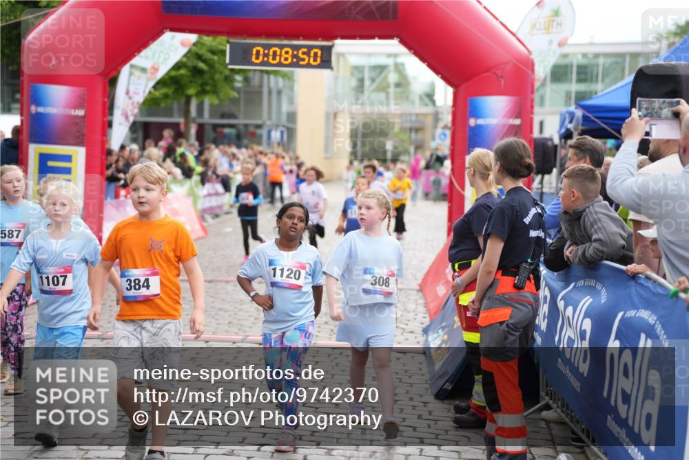 12.06.2026 - Holstenköstenlauf LAZAROV Photography http://msf.ph/oto/9742370 12.06.2026 16:23:48 Laufen 587, 1107, 0, 08, 50, 1120, 308, 384, 611, 846, 858, 1195, 1202, 1326, 1378 meine-sportfotos.de