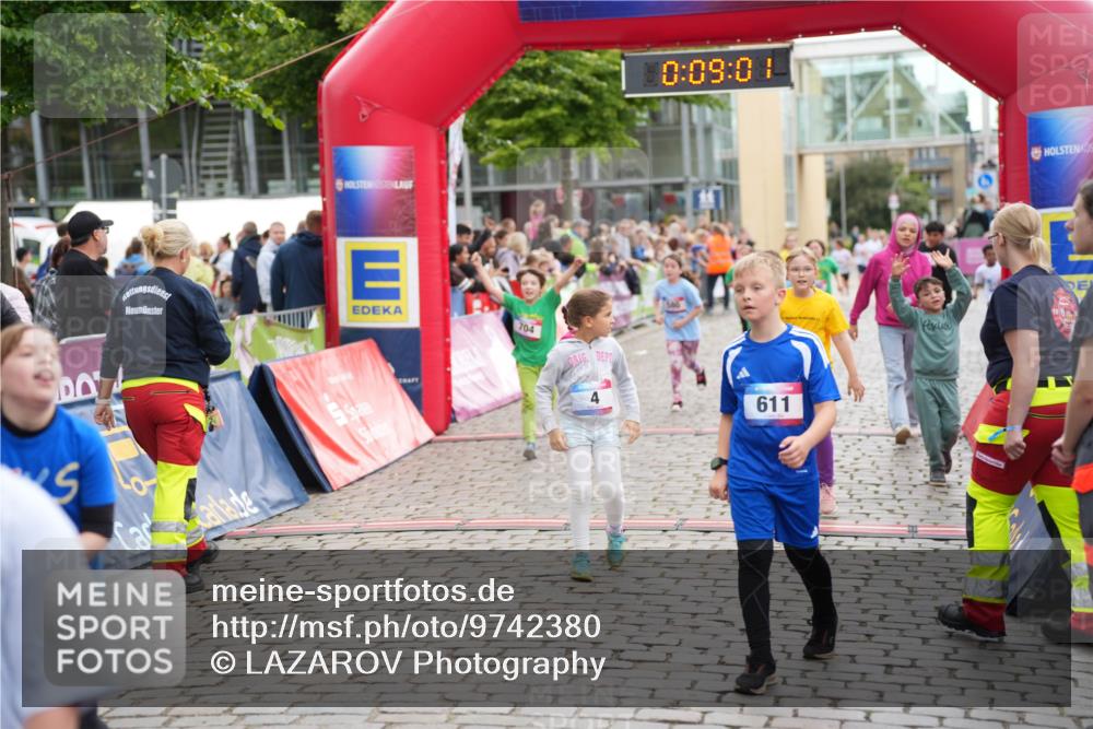 12.06.2026 - Holstenköstenlauf LAZAROV Photography http://msf.ph/oto/9742380 12.06.2026 16:23:59 Laufen 704, 0, 09, 01, 4, 611, 4, 460, 579, 580, 675, 690, 692, 704, 1109, 1117, 1380 meine-sportfotos.de