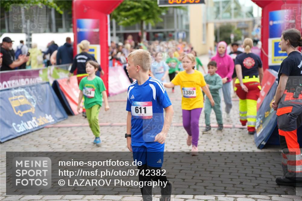 12.06.2026 - Holstenköstenlauf LAZAROV Photography http://msf.ph/oto/9742382 12.06.2026 16:24:01 Laufen 704, 611, 1380, 460, 579, 580, 675, 690, 692, 704, 1109, 1117, 1191, 1331, 1467 meine-sportfotos.de