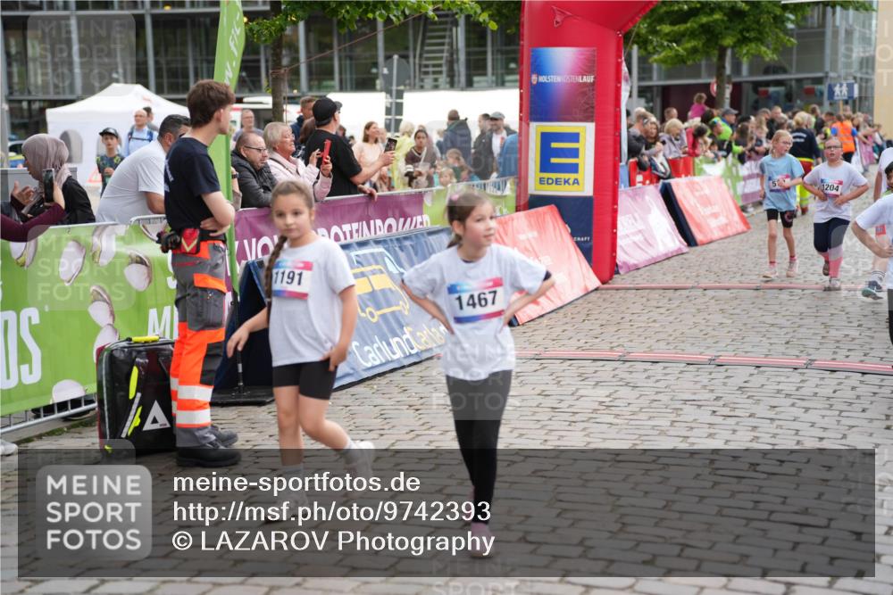 12.06.2026 - Holstenköstenlauf LAZAROV Photography http://msf.ph/oto/9742393 12.06.2026 16:24:13 Laufen 1191, 1467, 204, 577, 578, 1204, 1311 meine-sportfotos.de