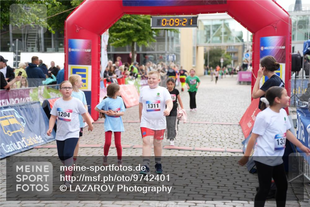 12.06.2026 - Holstenköstenlauf LAZAROV Photography http://msf.ph/oto/9742401 12.06.2026 16:24:19 Laufen 1204, 1311, 0, 09, 2, 13, 133, 683 meine-sportfotos.de