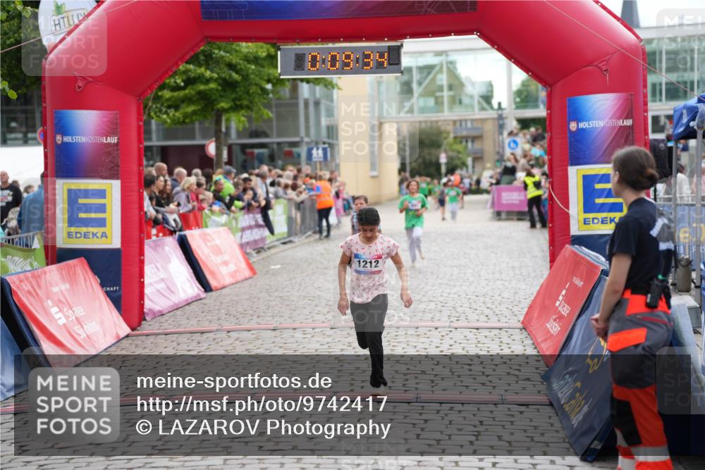 12.06.2026 - Holstenköstenlauf LAZAROV Photography http://msf.ph/oto/9742417 12.06.2026 16:24:32 Laufen 10, 09, 34, 1212, 691, 1212 meine-sportfotos.de