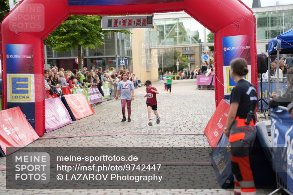 12.06.2026 - Holstenköstenlauf LAZAROV Photography http://msf.ph/oto/9742447 12.06.2026 16:24:57 Laufen 1101, 1422, 1101, 1422 meine-sportfotos.de