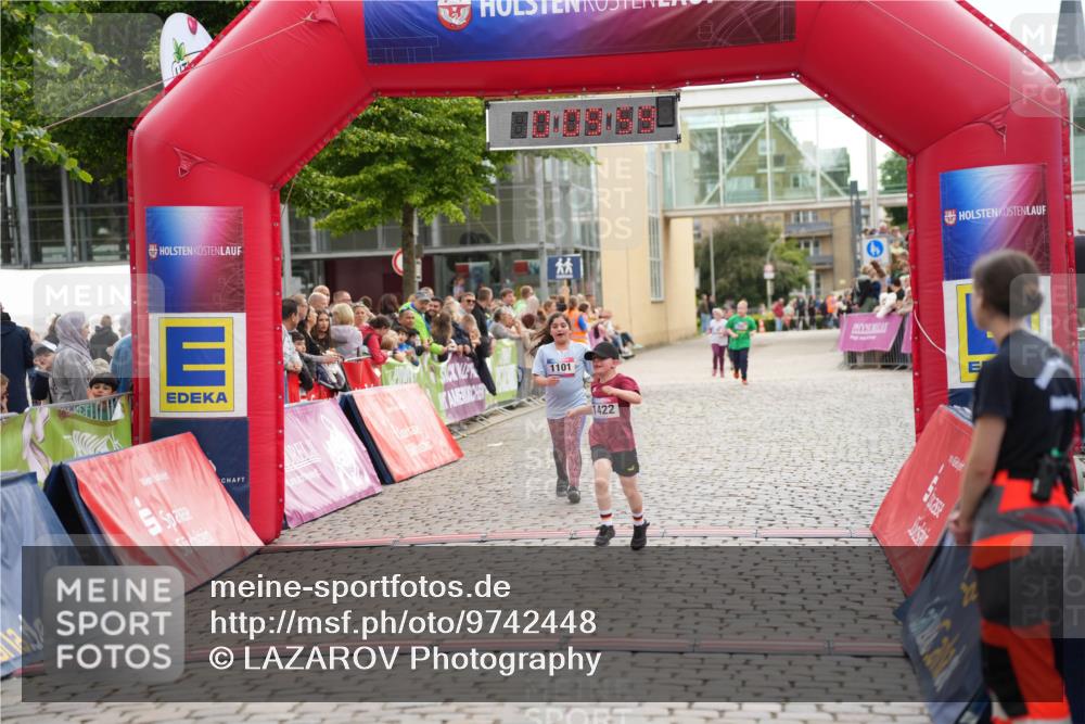 12.06.2026 - Holstenköstenlauf LAZAROV Photography http://msf.ph/oto/9742448 12.06.2026 16:24:57 Laufen 1101, 1422, 1101, 1422 meine-sportfotos.de