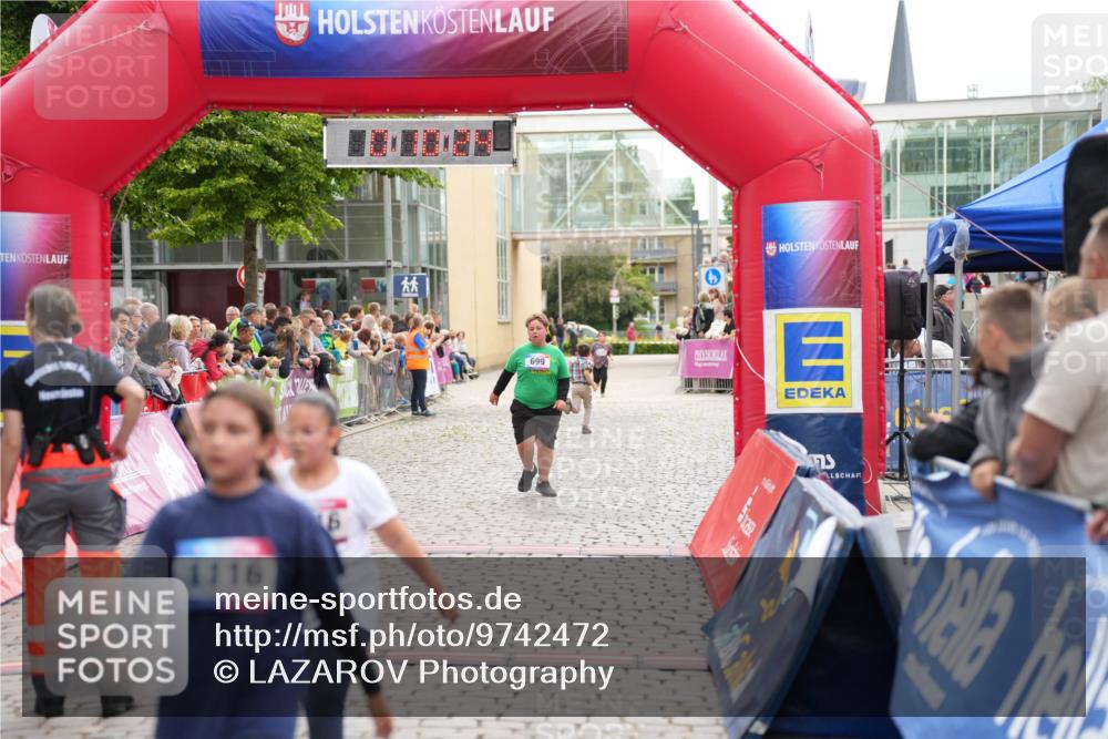 12.06.2026 - Holstenköstenlauf LAZAROV Photography http://msf.ph/oto/9742472 12.06.2026 16:25:21 Laufen 1116, 699, 699 meine-sportfotos.de