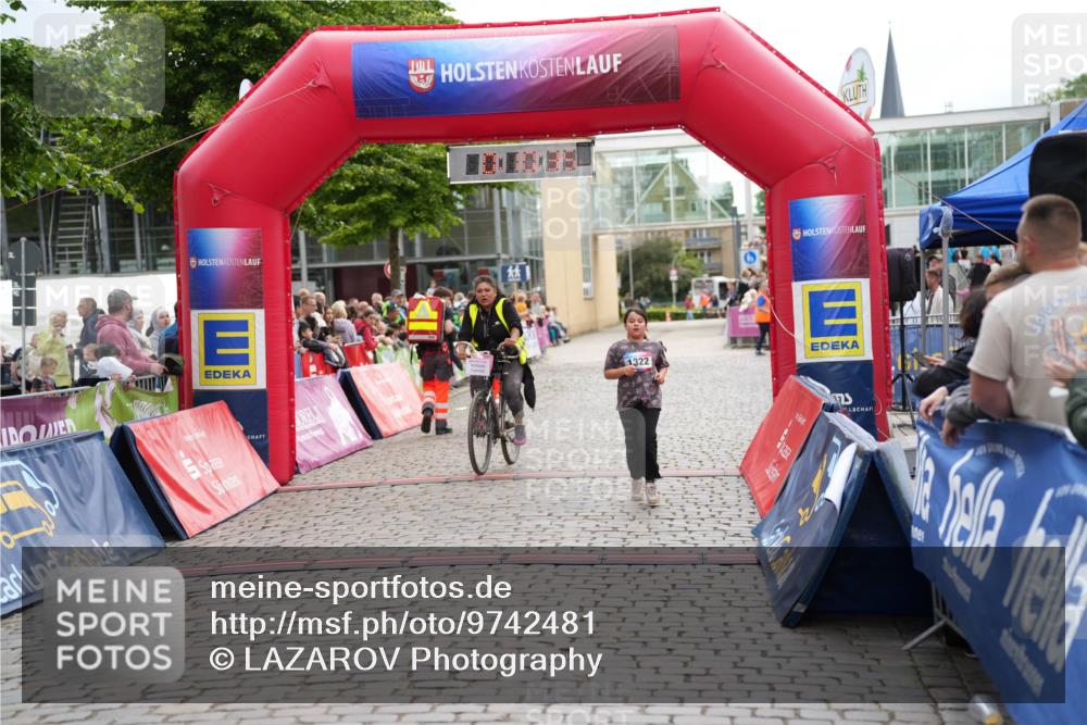 12.06.2026 - Holstenköstenlauf LAZAROV Photography http://msf.ph/oto/9742481 12.06.2026 16:25:32 Laufen 1322, 1322 meine-sportfotos.de