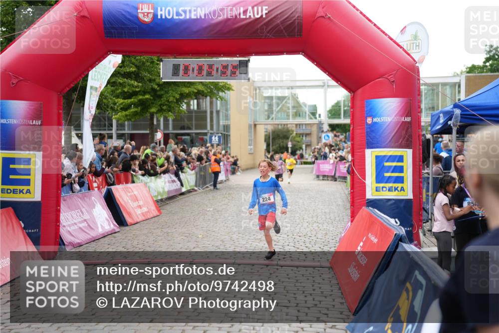 12.06.2026 - Holstenköstenlauf LAZAROV Photography http://msf.ph/oto/9742498 12.06.2026 16:34:57 Laufen 224, 85, 224, 371, 376, 490 meine-sportfotos.de