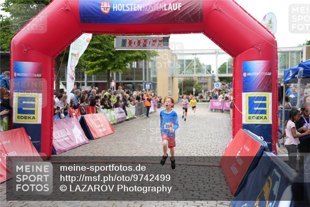 12.06.2026 - Holstenköstenlauf LAZAROV Photography http://msf.ph/oto/9742499 12.06.2026 16:34:57 Laufen 224, 224, 371, 376, 490 meine-sportfotos.de