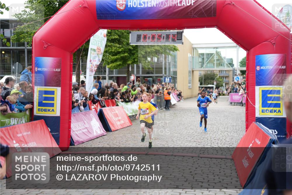 12.06.2026 - Holstenköstenlauf LAZAROV Photography http://msf.ph/oto/9742511 12.06.2026 16:35:16 Laufen 497, 1096, 75, 266, 497, 879, 990, 1096, 1155 meine-sportfotos.de