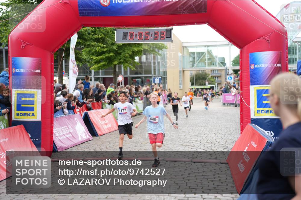 12.06.2026 - Holstenköstenlauf LAZAROV Photography http://msf.ph/oto/9742527 12.06.2026 16:35:35 Laufen 1177, 648, 75, 220, 374, 646, 648, 875, 1157, 1177, 1283 meine-sportfotos.de
