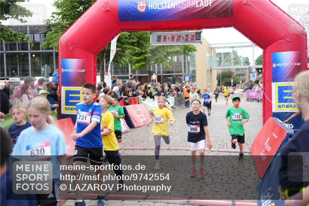 12.06.2026 - Holstenköstenlauf LAZAROV Photography http://msf.ph/oto/9742554 12.06.2026 16:35:51 Laufen 630, 731, 502, 998, 733, 75, 180, 251, 496, 502, 731, 733, 734, 880, 899, 996, 998, 1281, 1296 meine-sportfotos.de